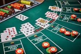 Ringkasan lisensi dan privasi pengguna